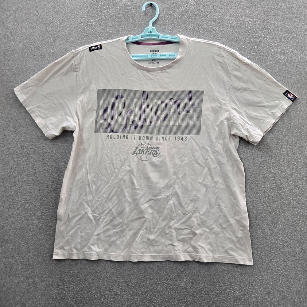Los Angeles Lakers Men Shirt XL White Logo UNK Graphic Short Sleeve Tee READ